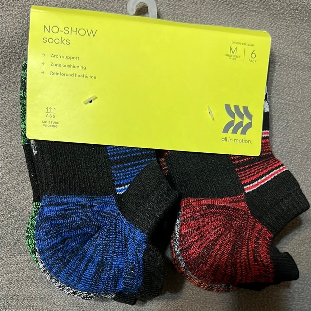 New All in Motion Boys No-Show Socks - Size Medium
